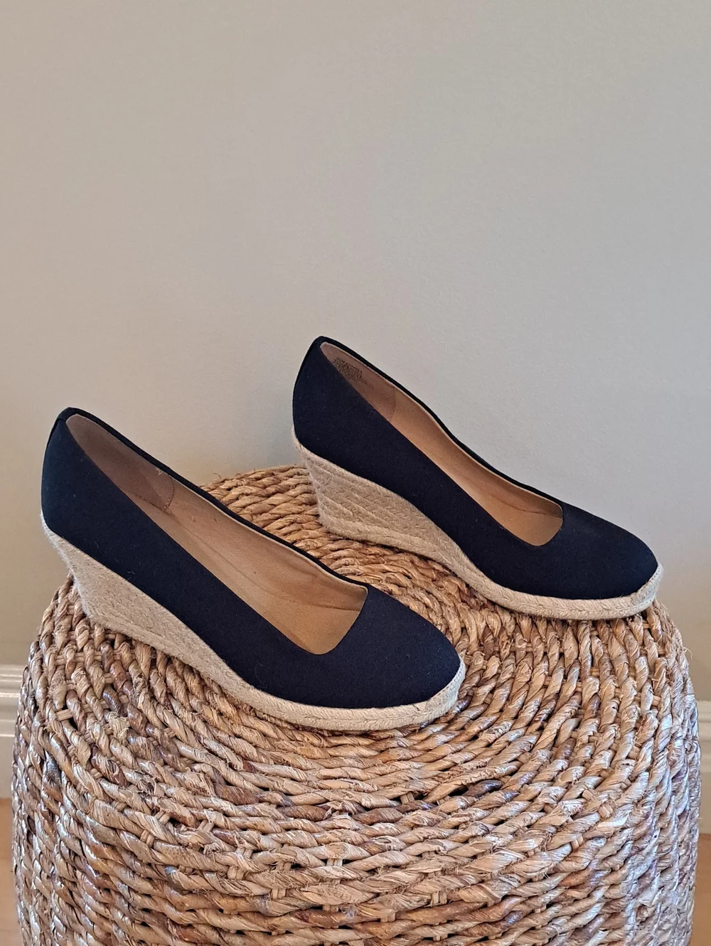 J.Crew Women’s Classic Preppy/Vacation Black Canvas Wedge Espadrille Sandals 8.5